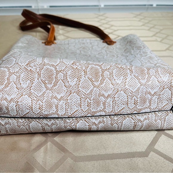 Consuela Clay Everyday Leather Tote Bag Snakeskin Print - Picture 3 of 9